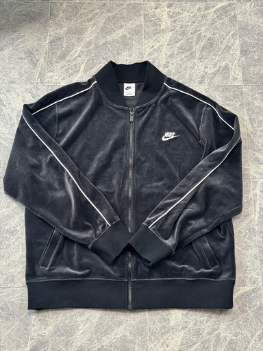 美中古　NIKE ベロアセットアップ 即完売品 ブラック 上下セット