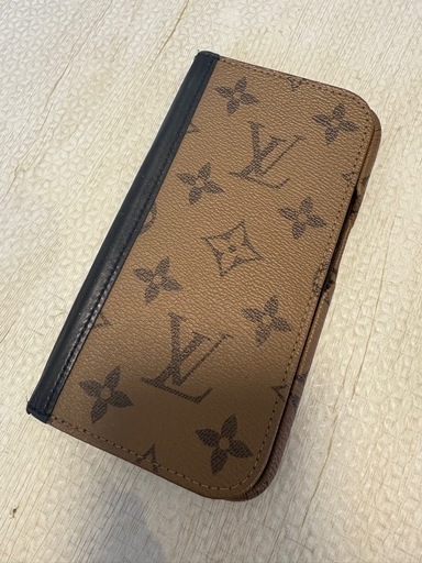 ●商品詳細 LOUIS VUITTON iPhone15Proケース 型番M82892