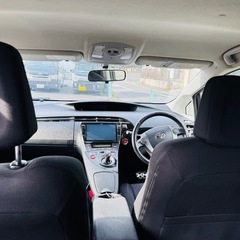 TOYOTA PRIUS G SPORT (2014)の画像