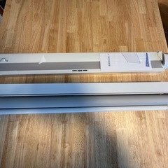 窓用 ロールスクリーン／シェード 2点セット】幅70×丈120 つっぱり式（取説あり）の画像