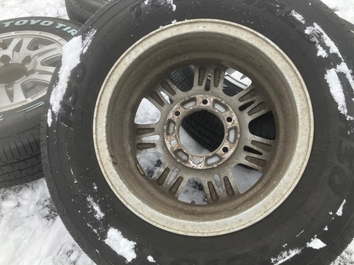【バナナ苫小牧】中古品 ハイエース200系 TOYOTIRES H30 195/80R15 2023年製 ホイール付4本セット バナナ苫小牧】中古品 ハイエース200系 TOYOTIRES H30 195/80R15 2023