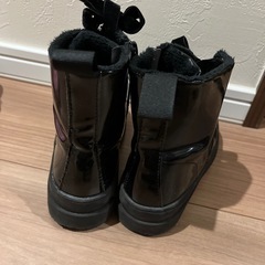 18.0cm　エナメル黒ブーツの画像