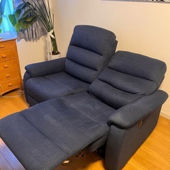 ニトリ2人掛け電動リクライニングソファの画像
