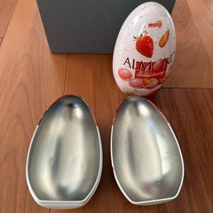 【決定】お菓子 缶の画像