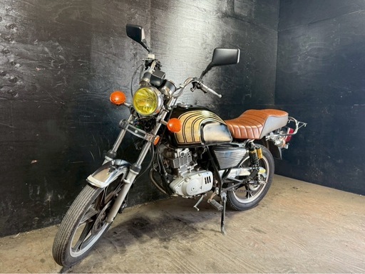 ★支払い総額11.8万円★大量入荷！早い者勝ちです！スズキ GN125H 加工マフラー！タックロールシート！流用タンク！アップハンドル！