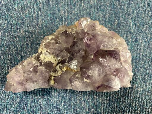 オンライン ブラジルから持って来たアメジストです ブラジルから持って