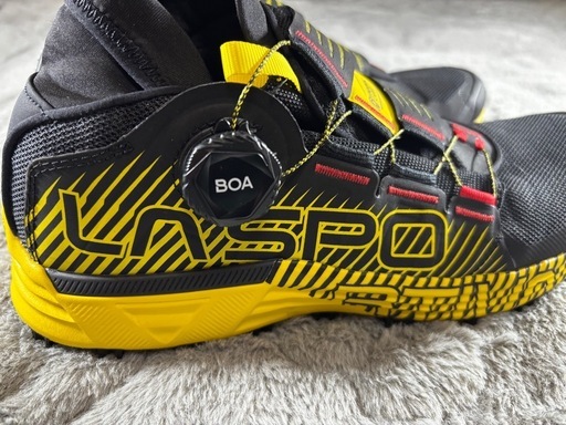 【新品】スポルティバ サイクロン マウンテン ランニングシューズ 26cm