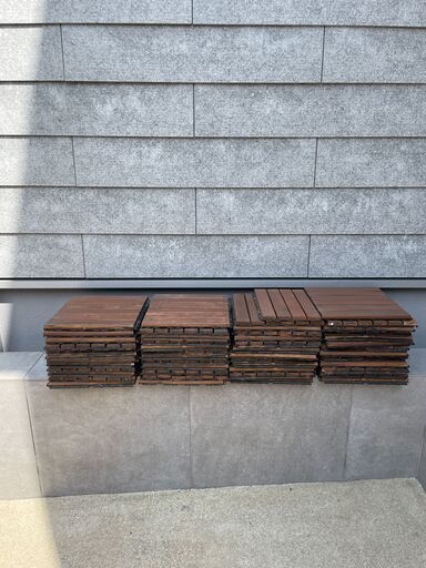 【IKEA】55枚：ウッドデッキパネル 30cm×30cm