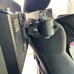 車デリカd5後席モニターその他車種流用の画像