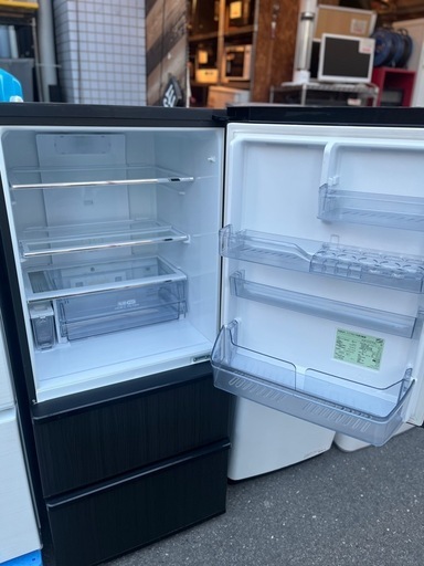 《売約済》AQUA AQR-SV27P ノンフロン冷凍冷蔵庫 3ドア冷蔵庫 272L 2024年製  Refrigerator 二人暮らし　2人暮らし　三人暮らし　3人暮らし　4人暮らし　四人暮らし　家族　ファミリー　大きめ　大容量　幅60 60cm 300L 冷蔵庫　自動製氷　自動製氷機能　高年式