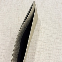 kobe 神戸セレクション　イエローゴールド　あつさ3.0mmのサイフの画像