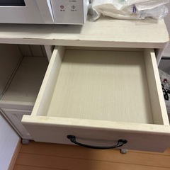 【決まりました】食器棚1人暮らし用【値下げ交渉可】の画像
