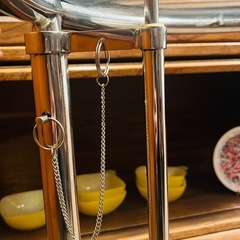 A Eileen Gray アイリーングレイ アジャスタブルテーブル サイドテーブル ガラステーブル ソファテーブル ナイトテーブル 高級 名作 リプロダクト　E1027 ClassiCon クラシコン IDC大塚 大塚家具 取り扱い Eileen Gray adjustable table side table glass table sofa table night table design classic E1027 ClassiCon adjustable table replica designの画像