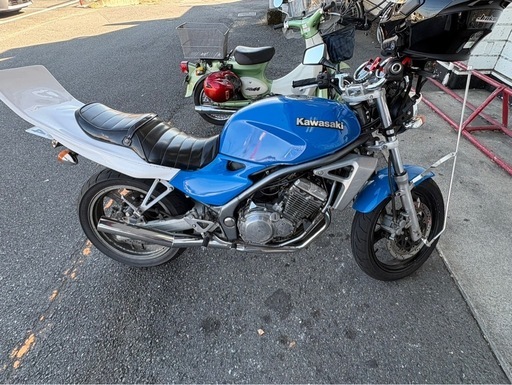 Kawasaki バリオス 1型