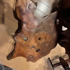 ケヤキのオブジェの画像