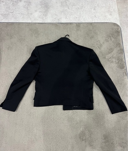 違反
学生服