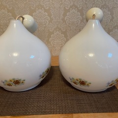 昭和レトロ 花柄ガラステーブルランプ 2個セットの画像