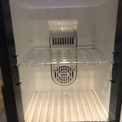 ✅25L冷温庫✅ ✅VS-404WH✅の画像