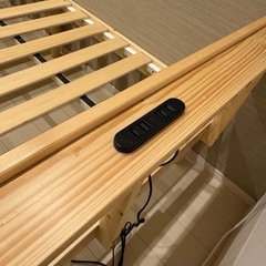 セミダブルベットフレームの画像