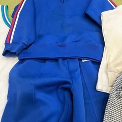 幼稚園制服セットの画像