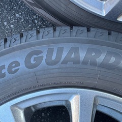 15インチスタッドレスタイヤホイールセットの画像