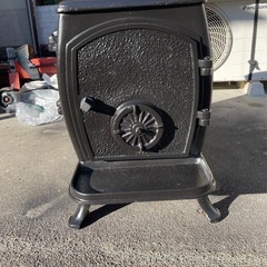 受渡予定者様決定鋳物薪ストーブの画像