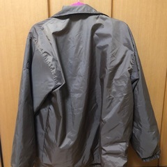 ウィンドブレーカーの画像