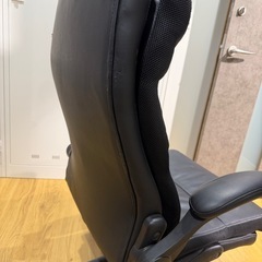 【ニトリ】リクライニングチェア／オフィスチェア（※一部破れあり）の画像