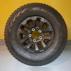 ランドクルーザー70スタッドレスタイヤ＋純正ホイールマッドブラック塗装４本セット
の画像