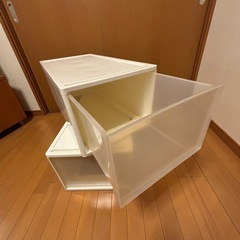 収納ケース2個
の画像
