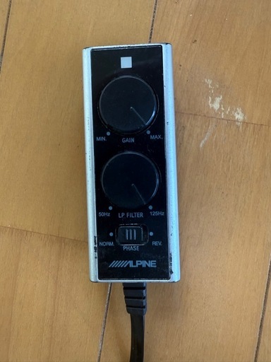 ALPINE アルパイン SWE-2200 パワードサブウーファー 配線一式付き