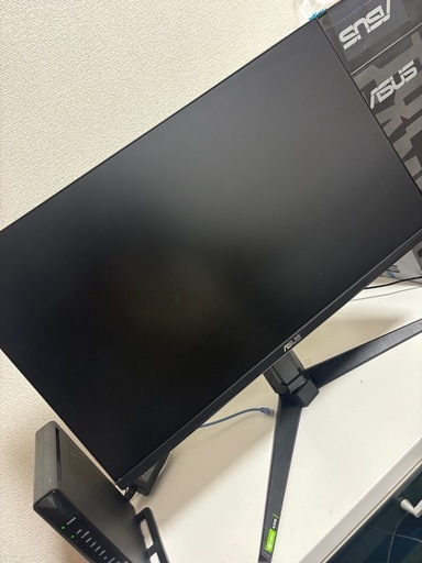 ASUS ゲーミングモニター27インチ