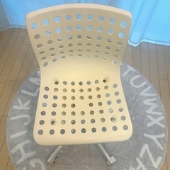 IKEA イケア　デスク　チェア　イスの画像