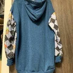 SCOLAR スカラー 裏起毛　動物プリント ブルー パーカー 大きめの画像