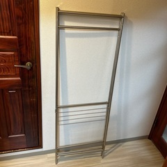 ハンガーラック　洗濯物干しの画像