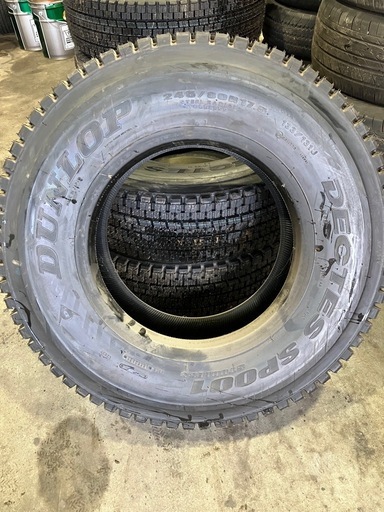 未使用 245/80R17.5 6本  スタッドレス ダンロップ SP001