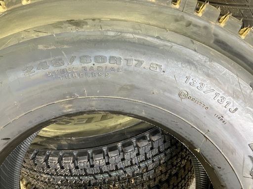 未使用 245/80R17.5 6本  スタッドレス ダンロップ SP001