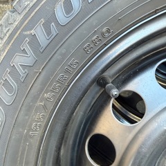 スタッドレスタイヤの画像