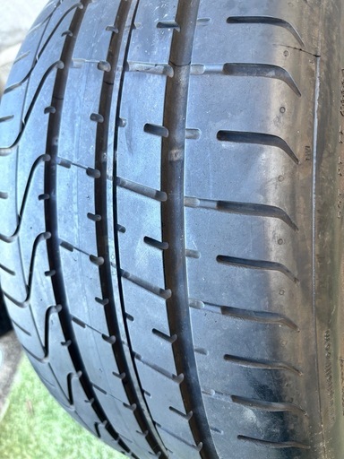PIRELLI P ZERO 265/35 ZR19 (98Y) 1本