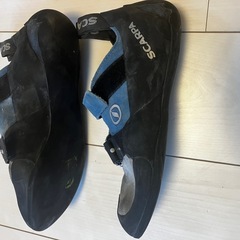 ボルダリングシューズ　28センチの画像