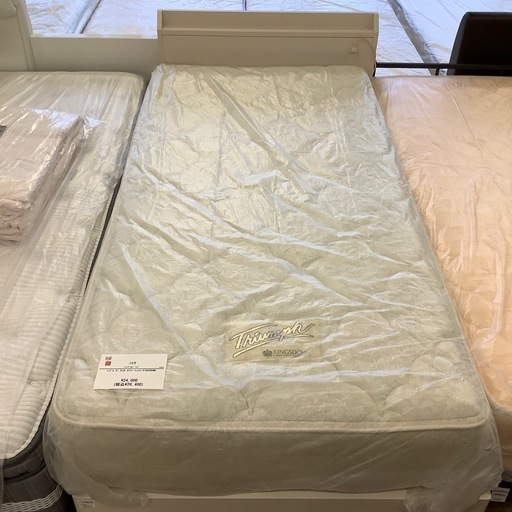 ニトリ  シングルベッド