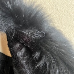 BANANA CHIPS ブラックファーコートの画像