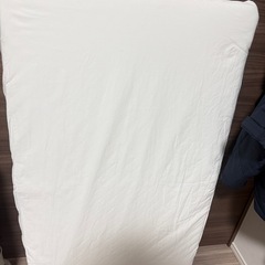 KATOJI ベビーベッド (マットレス+おもちゃ収納付き)
の画像