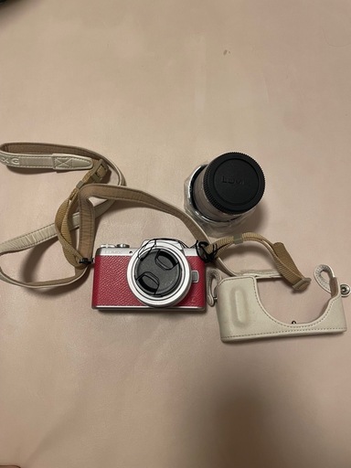 一眼レフ パナソニックLUMIX DMC-GF7W