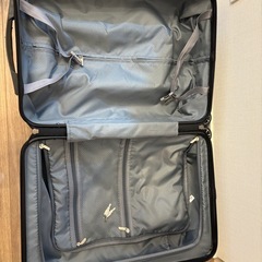 小型スーツケースの画像