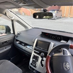 トヨタ　ノア　の画像