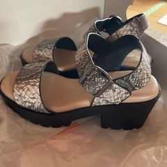 サンダルの画像