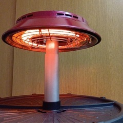 【美品】赤外線ヒーターを使用したZAIGLEの無煙ロースター ウェルビーイングロースター機能付きのレッドモデル の画像