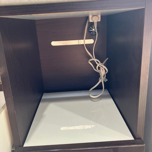 ニトリ　食器棚　収納家具　茶色　ブラウン　キッチンボード　キッチン収納　キッチン家具　収納棚　大型家具