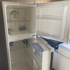 引取限定　早い方優先　冷蔵庫　の画像